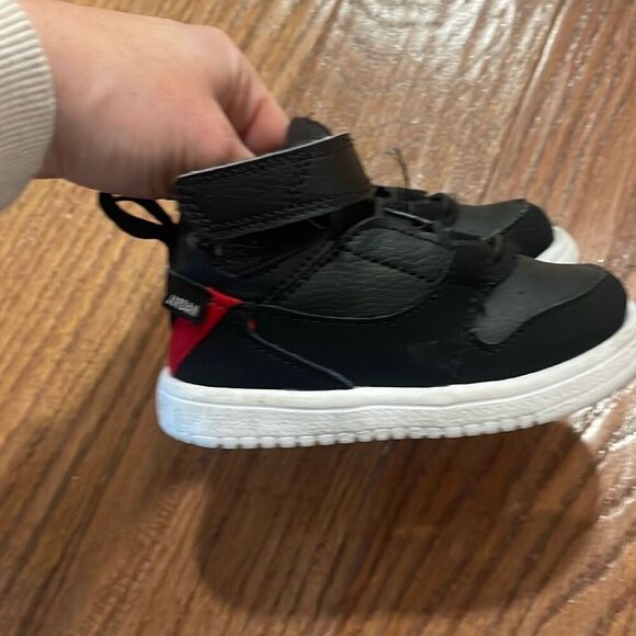 Nike Jordan Fadeaway black sneaker size 5 - Picture 4 of 11